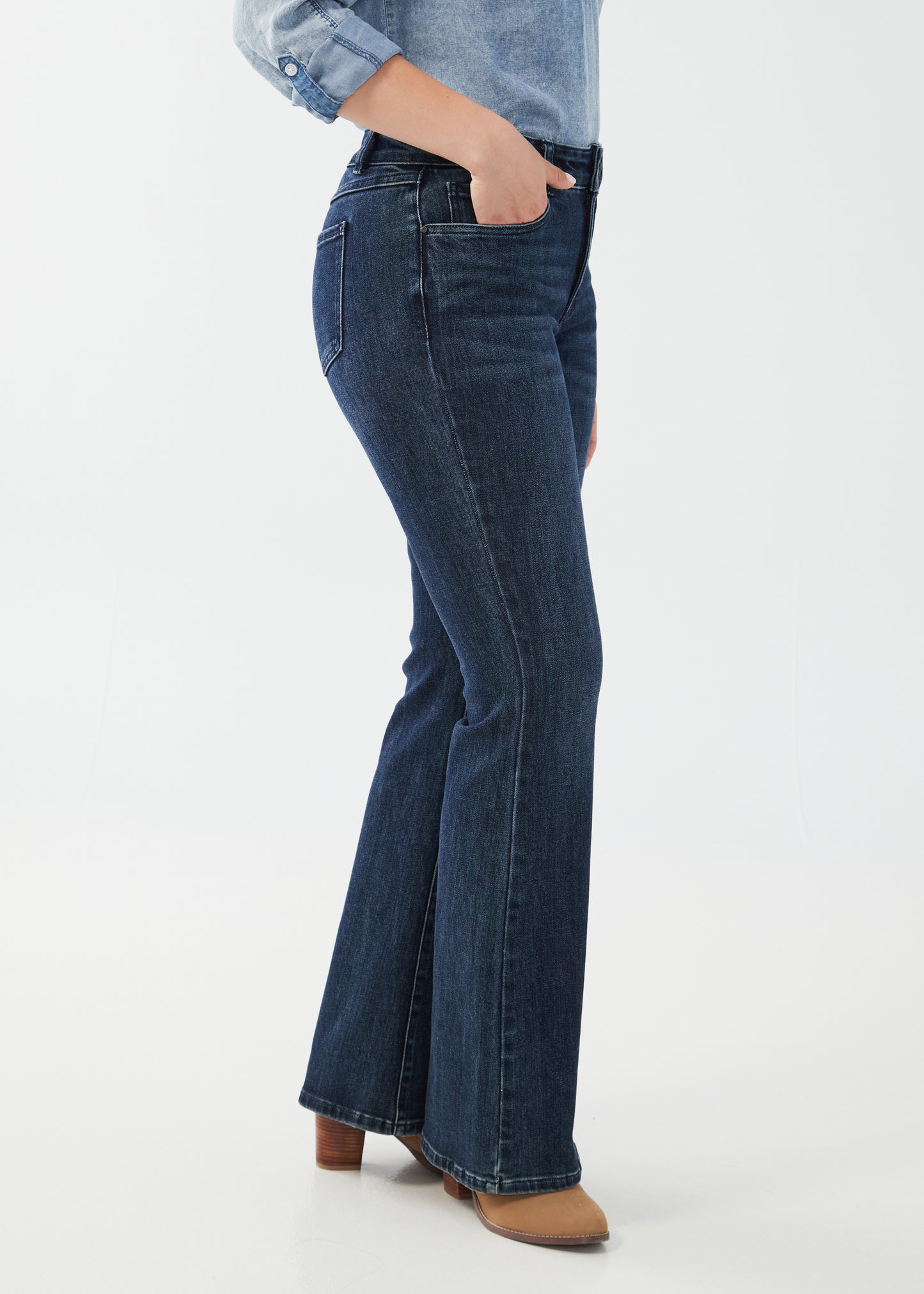 Christina Flared Leg Jean. Style FD5430835