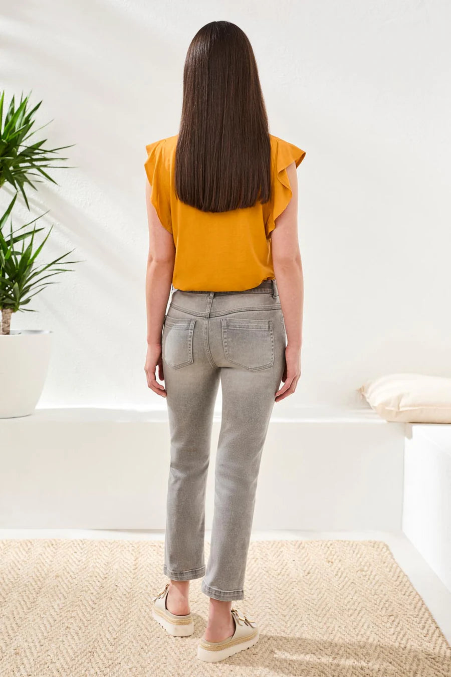 Audrey Hugging Cropped Denim. Style TR5887O-5100