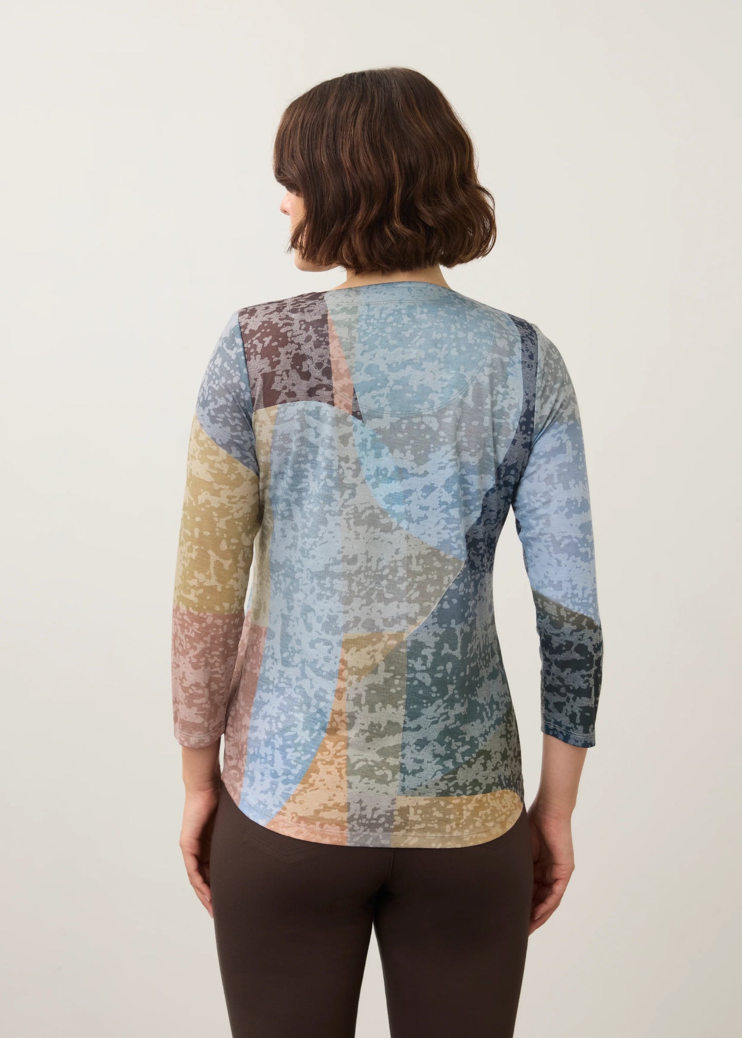 3/4 Sleeve V-Neck Abstract Printed Lightweight Top. Style FD3795844