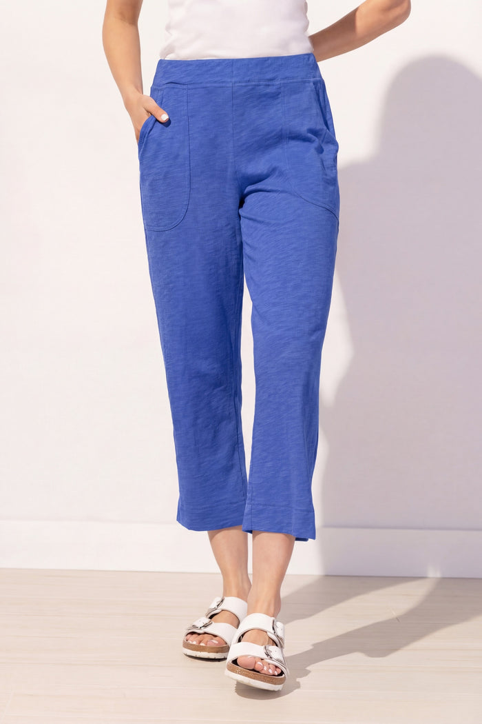 Lightweight Solid Colour Pull-On Capri. Style ESC60005S6