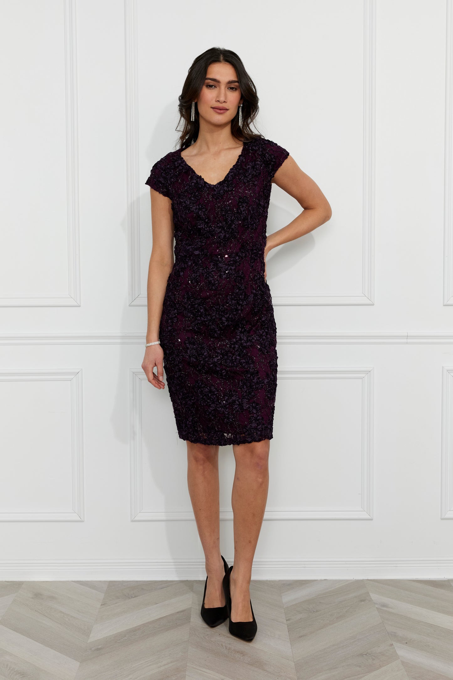 Sheath Floral V-Neck Dress. Style FL259223
