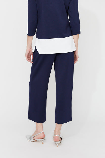 Pull-On Elastic Waist Front Slit Cropped Pants. Style FL261148