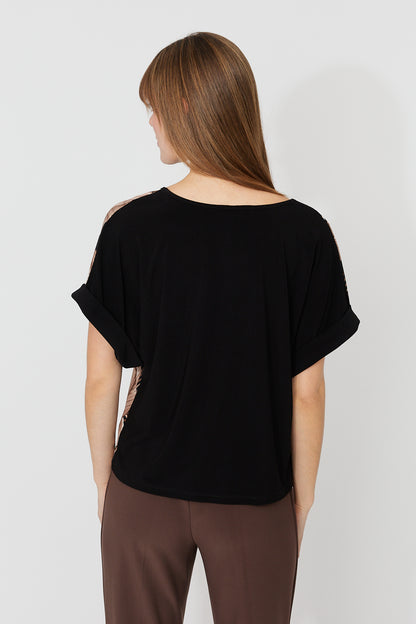 Short Sleeve Leaf Print & Black Back Top. Style FL261323