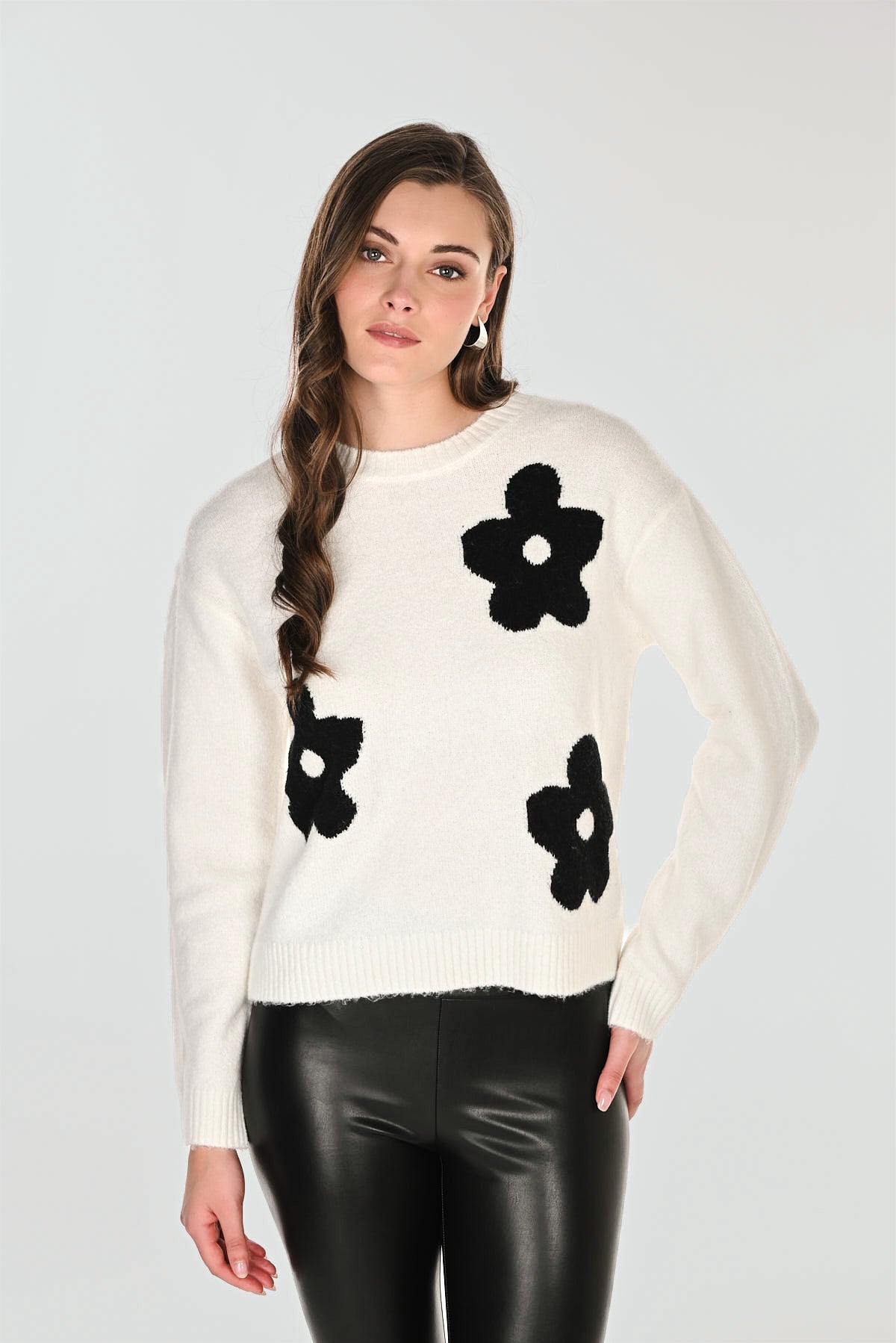 Crew Neck Black Flower Details Soft Sweater. Style FL263714