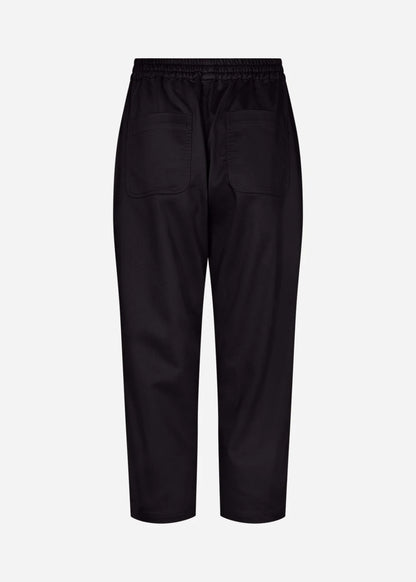 Pull-On Elastic Waist Solid Colour Cropped Pant. Style SOYA18042