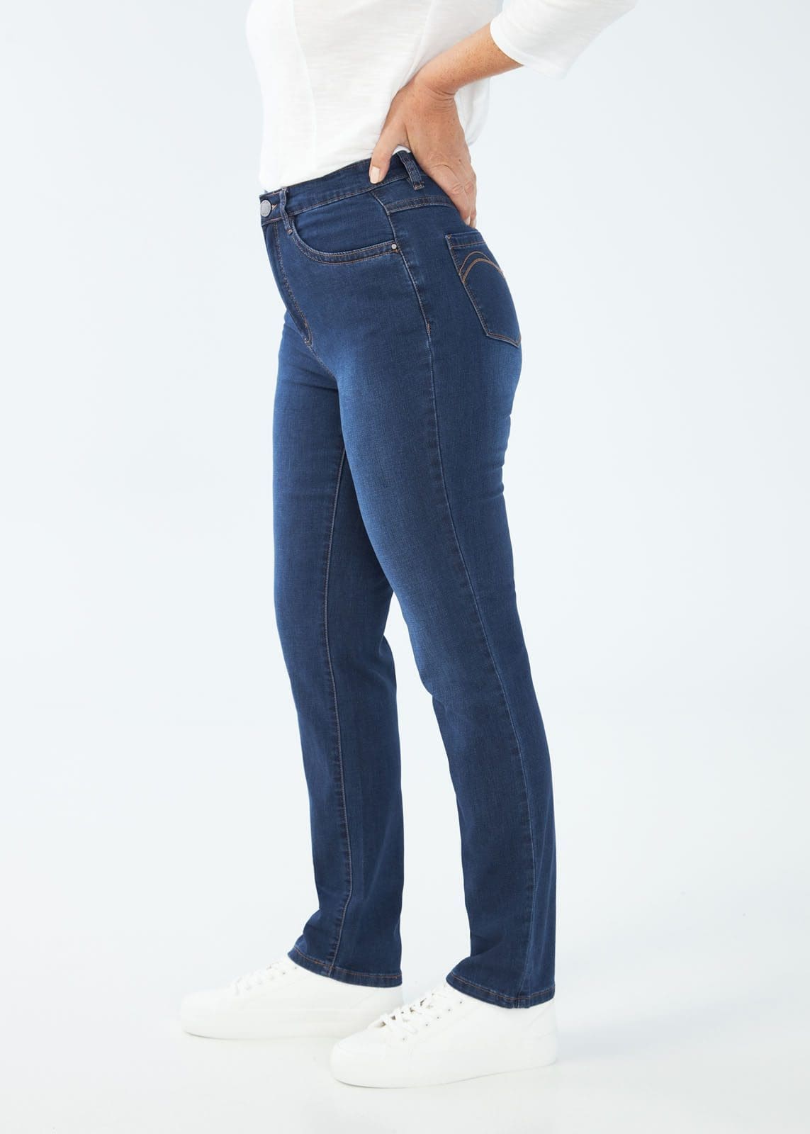 Suzanne Relaxed Slim Leg Supreme Jean in Multiple Colours. Style FD6473250