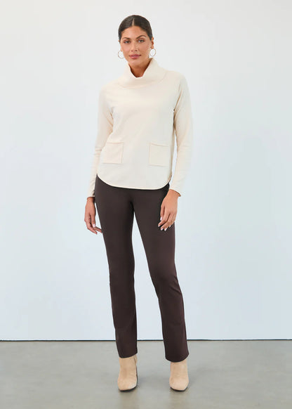 Suzanne Straight Leg Pant. Style FD6496396