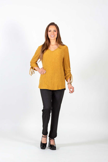 3/4 Tie Sleeve V-Neck Top. Style PE124-4578