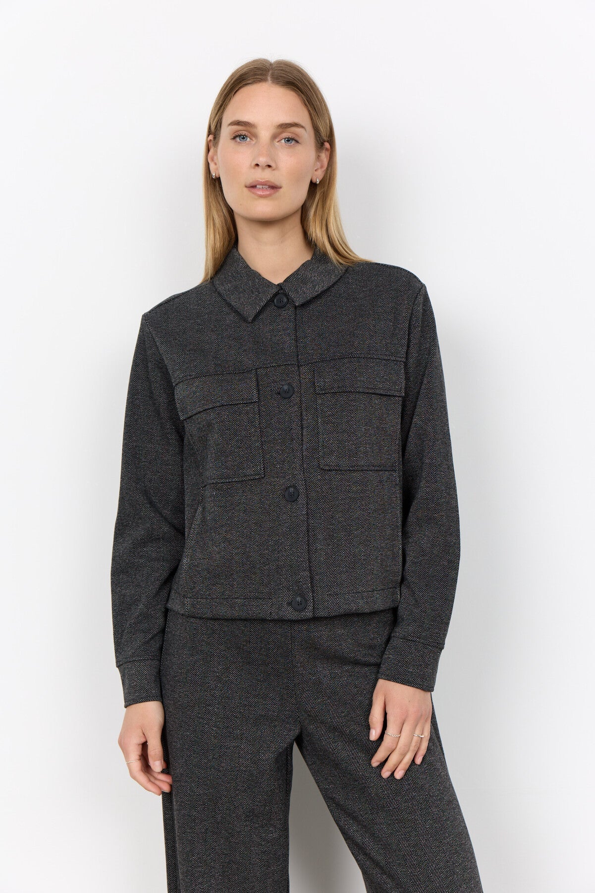 Cropped Herringbone Button Front Jacket. Style SOYA27812