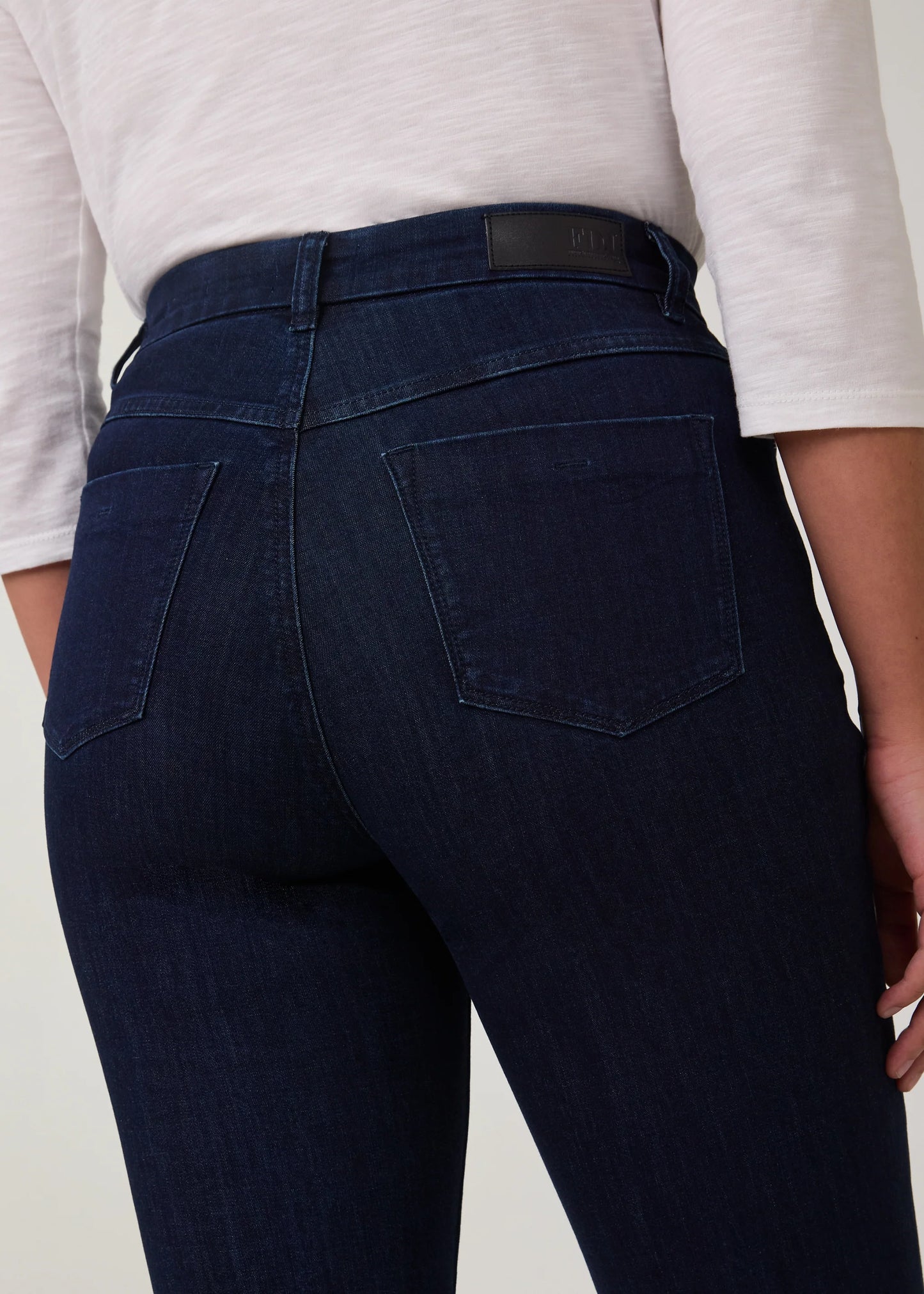 Petite Peggy Bootleg Jean. Style FD8783250