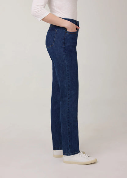 Suzanne Straight Leg Jean. Style FD6953250