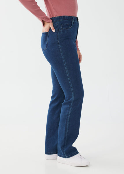 Suzanne Bootleg Stretch Jean. Style FD6849711