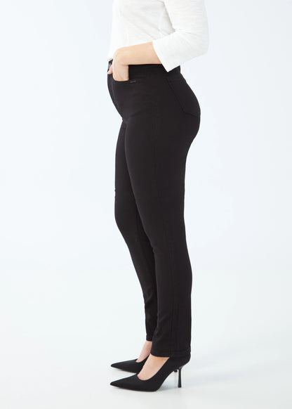 Black Peggy Straight Leg Jean. Style FD6875660