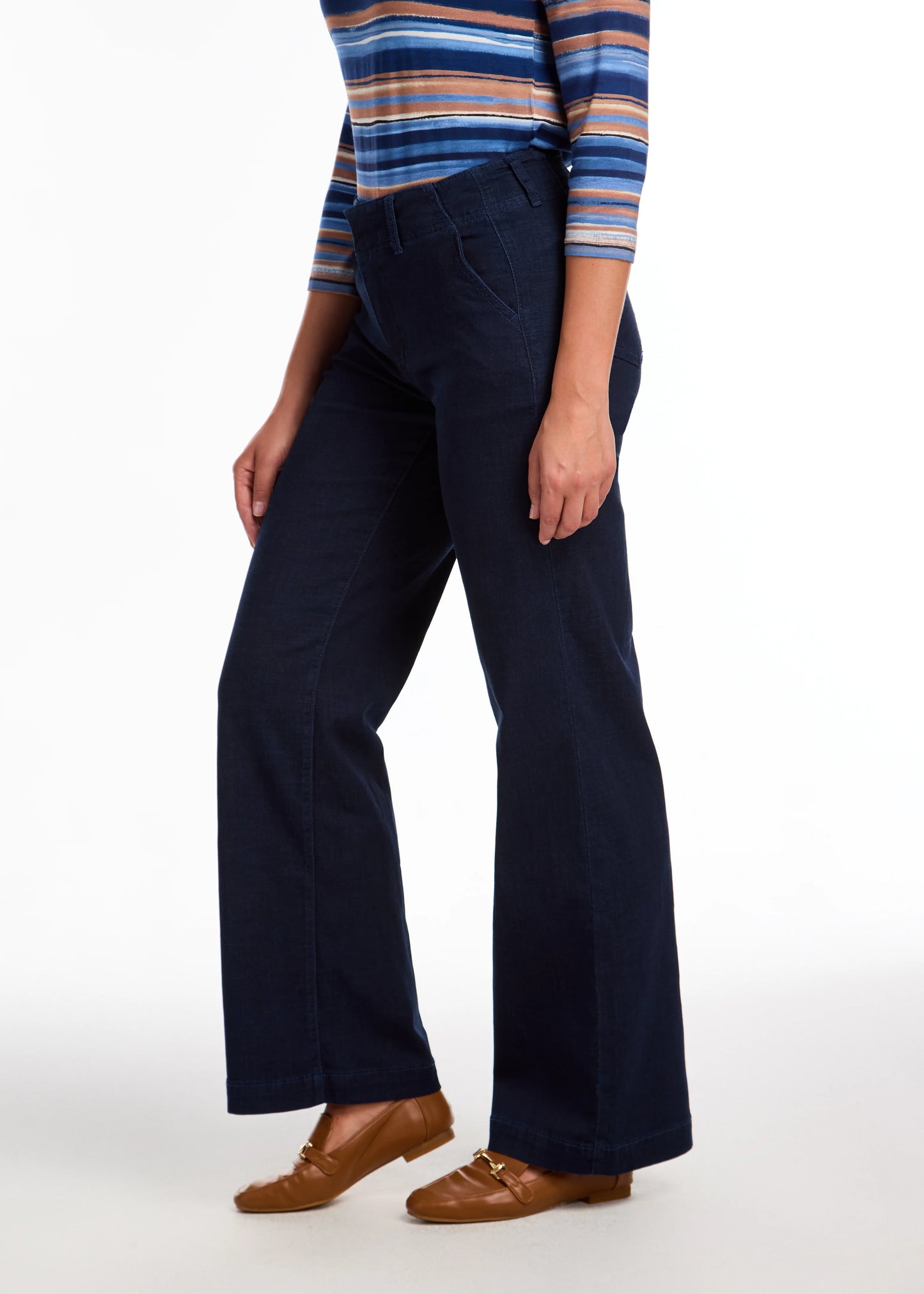 Suzanne Wide Leg Trouser. Style FD6894247