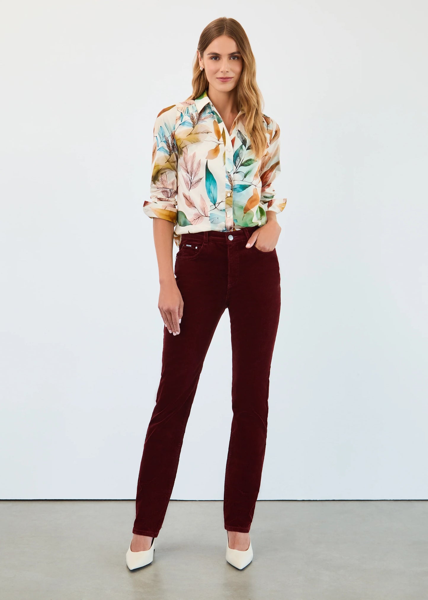 Petite Suzanne Straight Leg Corduroy Jean. Style FD8937491