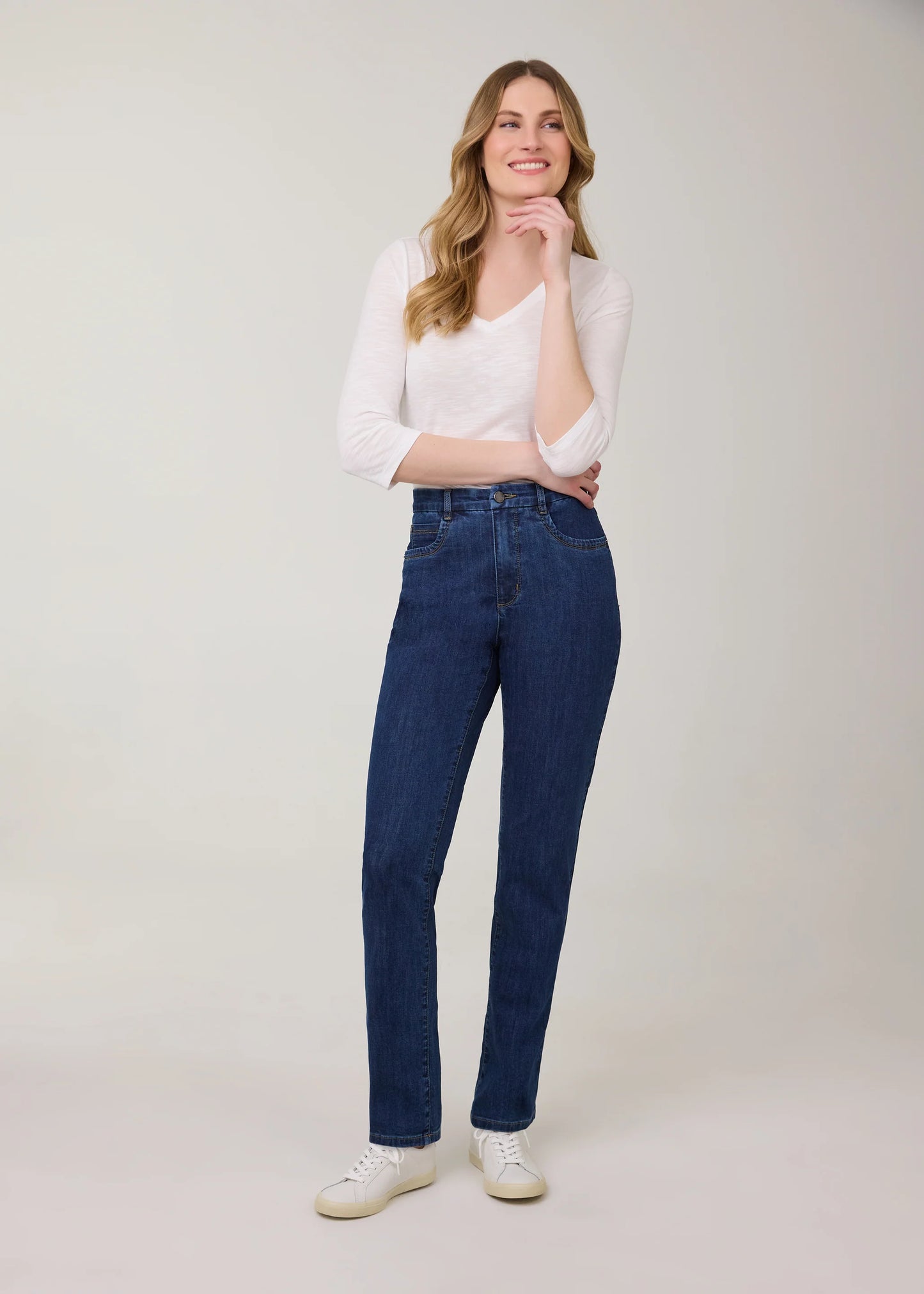 Petite Suzanne Straight Leg Jean. Style FD8953250