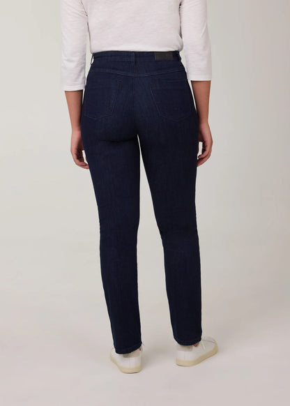 Suzanne Straight Leg Jean. Style FD6953250