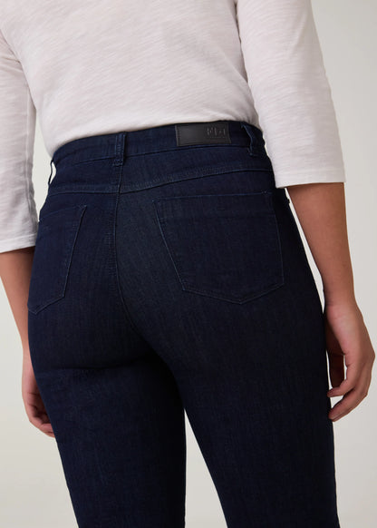 Suzanne Straight Leg Jean. Style FD6953250