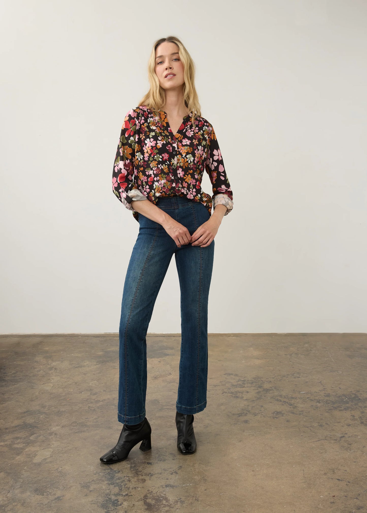 Button Front Collared Smocking Detail Floral Print Top. Style FD7796397