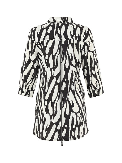 Animal Print Back Zipper Detail Blouse. Style DOLC75164