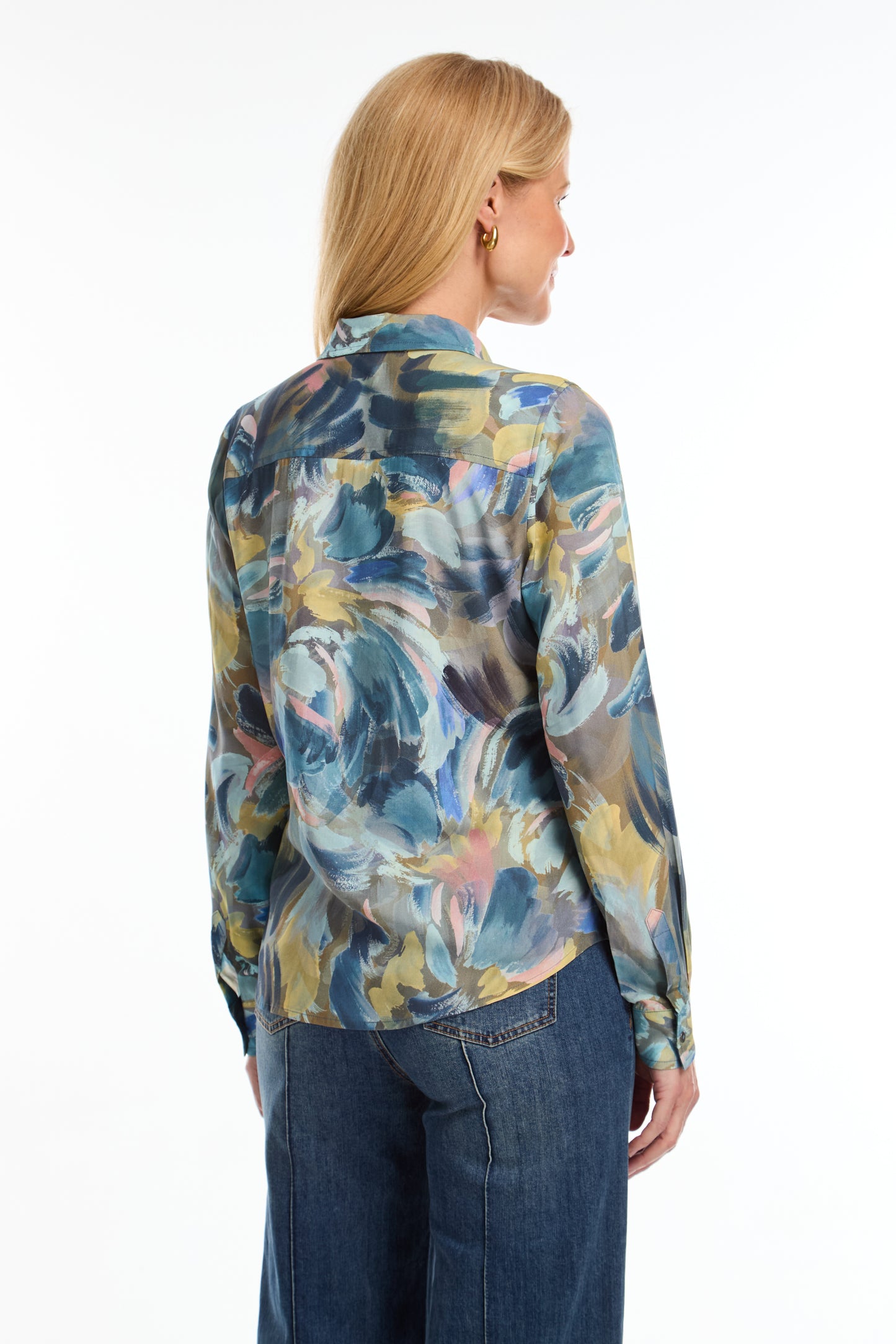 Printed Button Front Top. Style FD7622397