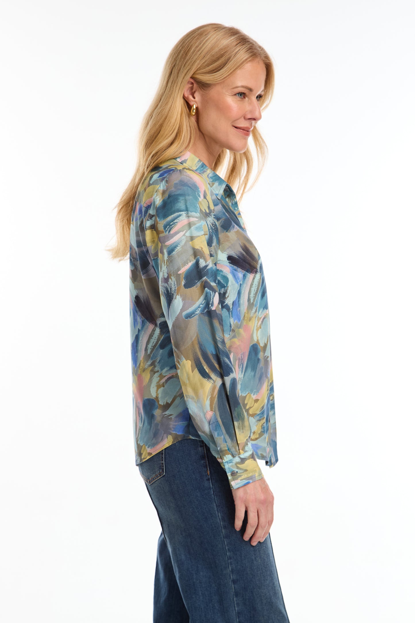 Printed Button Front Top. Style FD7622397