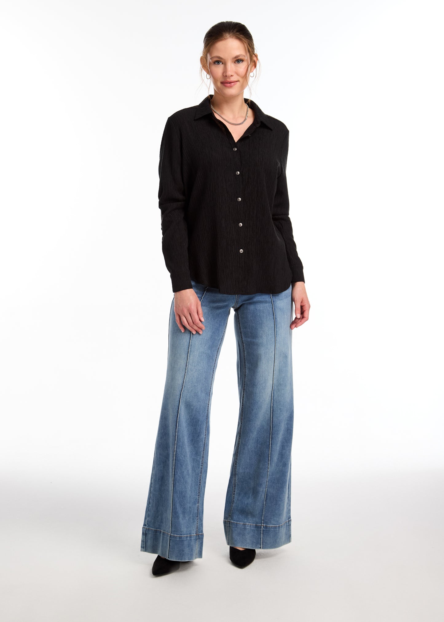 Textured Crinkle Button Front Top. Style FD7800294