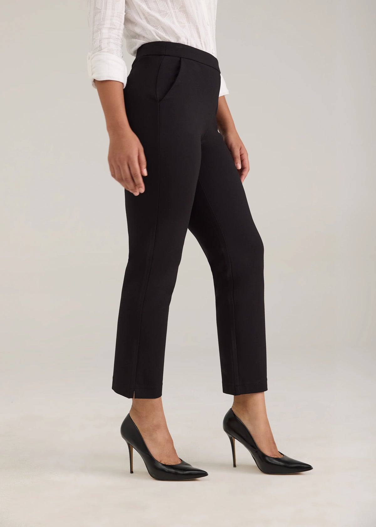 Ponte Pull-On Straight Leg Ankle Length Pant. Style FD2250396