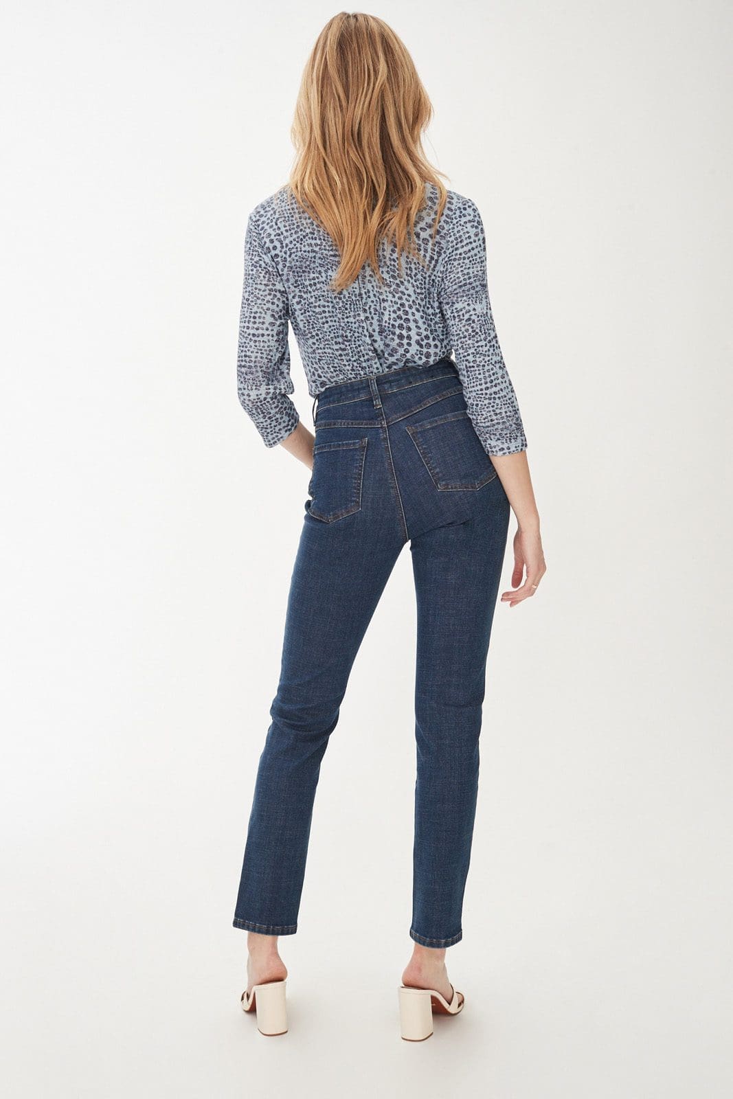 Petite Renew Suzanne Pencil Leg Jean. Style FD8684322