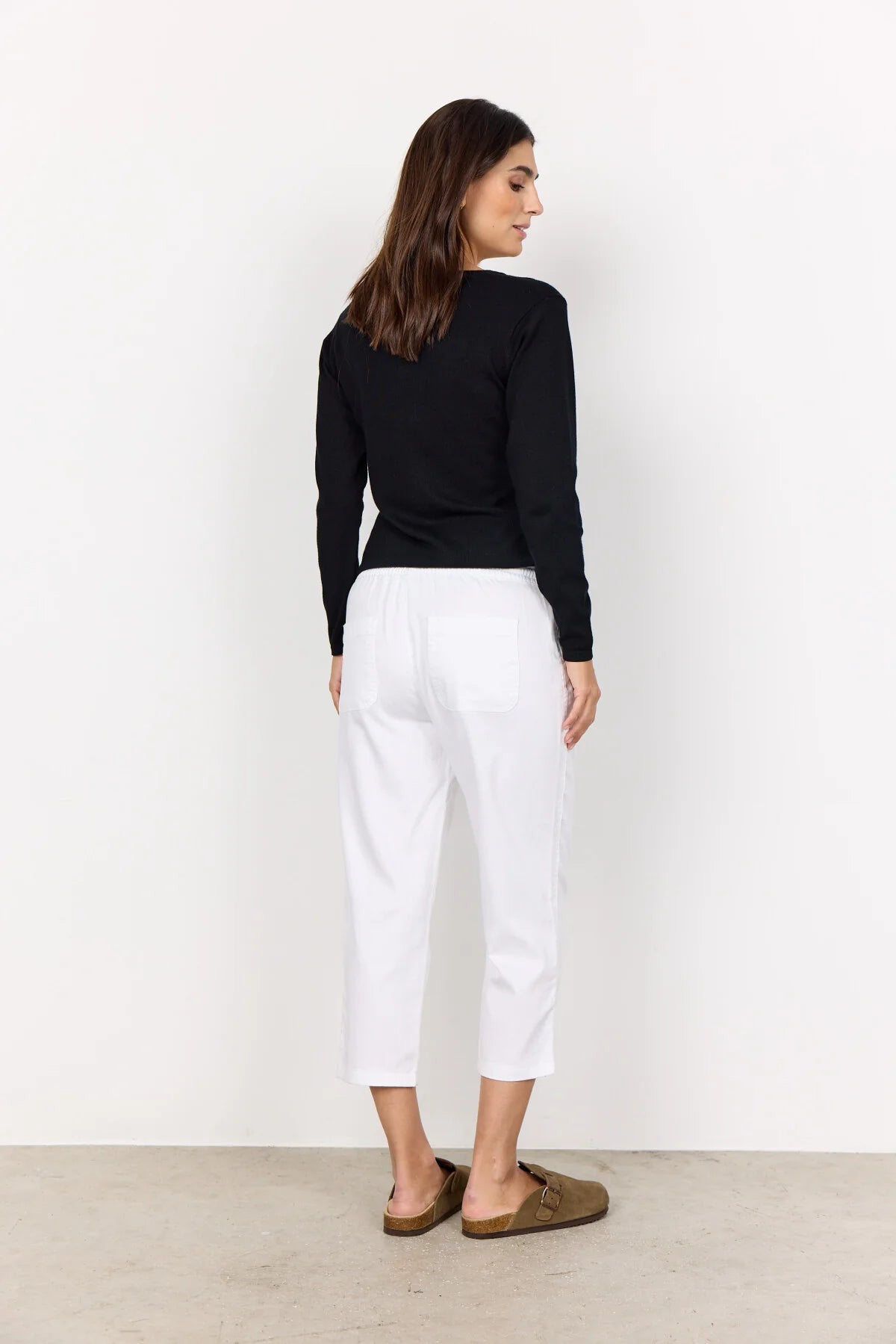Pull-On Elastic Waist Solid Colour Cropped Pant. Style SOYA18042