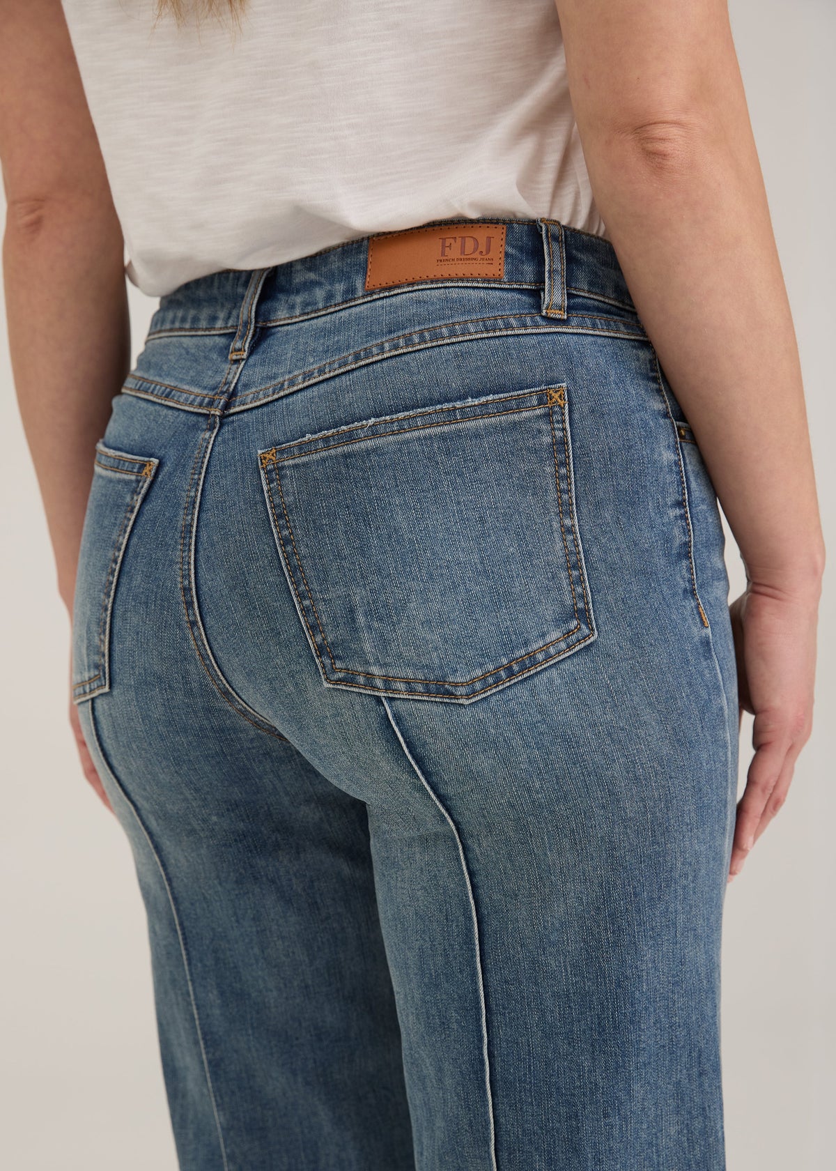 Olivia Wide Leg Ankle Length Jean. Style FD2402779