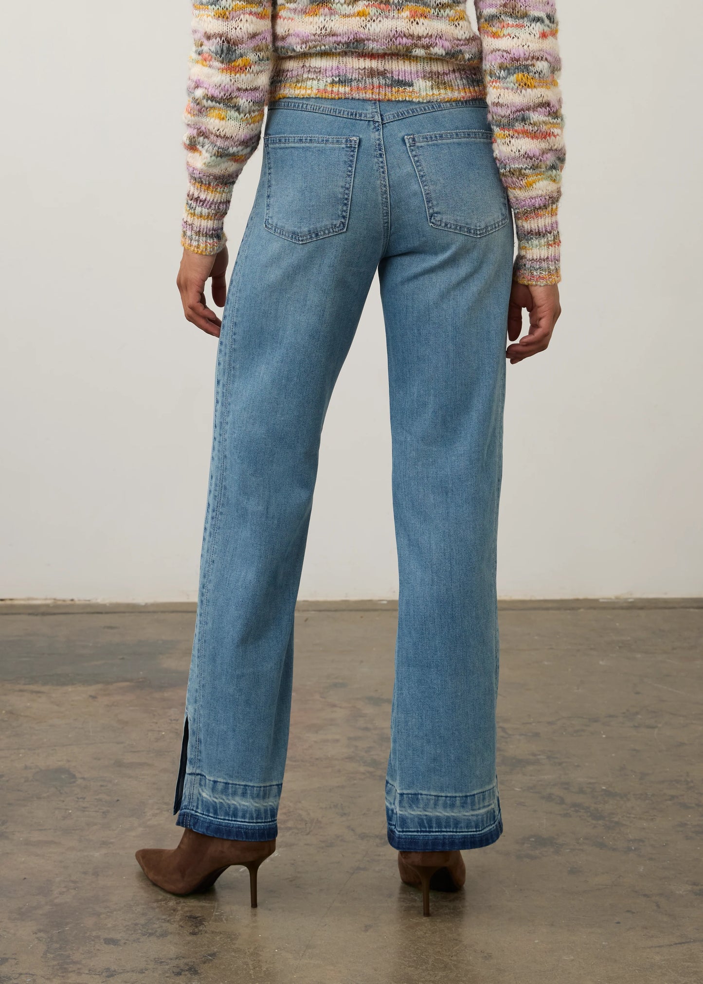 Suzanne Straight Leg Undone & Slitted Hem Jeans. Style FD6916843
