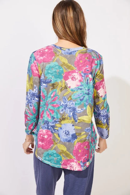 V-Neck Botanical Blooms Cotton Slub Layer Top. Style ESC91206