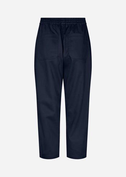Pull-On Elastic Waist Solid Colour Cropped Pant. Style SOYA18042