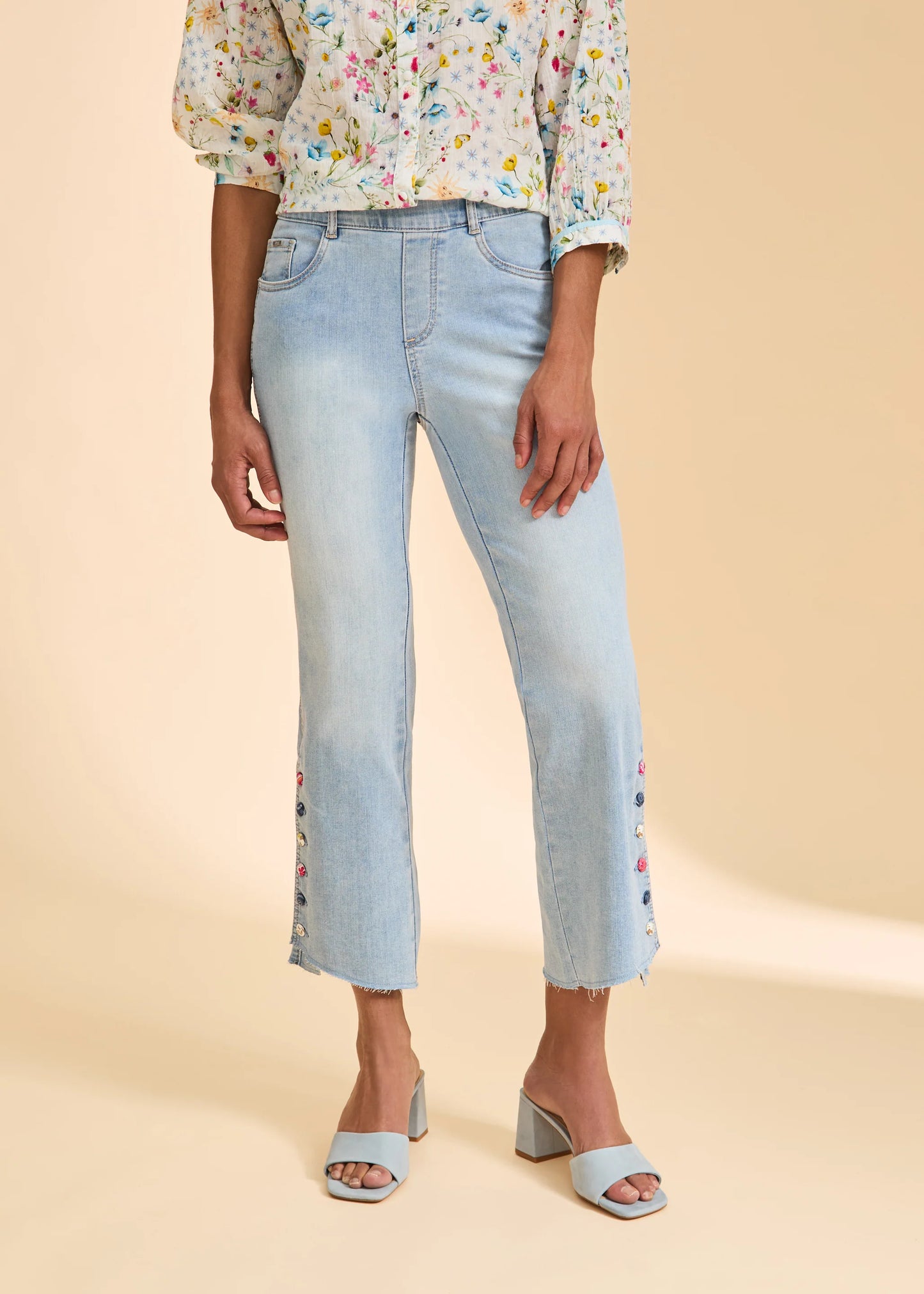 Pull-On Boot Crop Statement Buttons Jean. Style FD2989669