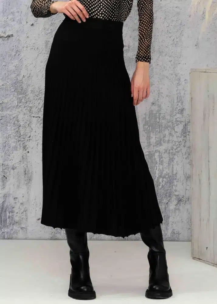 Pleated Pull On Midi Skirt. Style ALSA44178