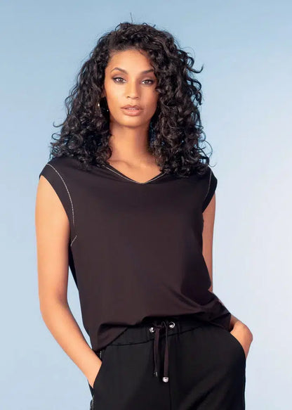 Sleeveless V-Neck Details on Stitching Top. Style ALSA47002