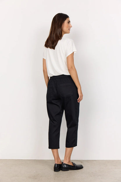 Pull-On Elastic Waist Solid Colour Cropped Pant. Style SOYA18042