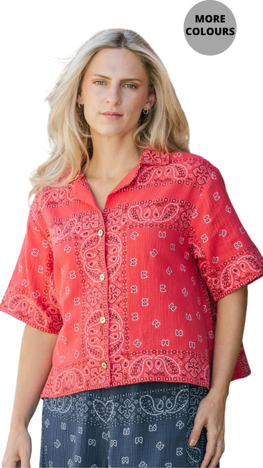 Cropped Length Button Front Bandana Print Top. Style SHNP5821