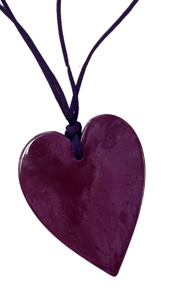 Colourful Statement Collection - Large Reversible Burgundy Heart Necklace. Style 50602039253Q00