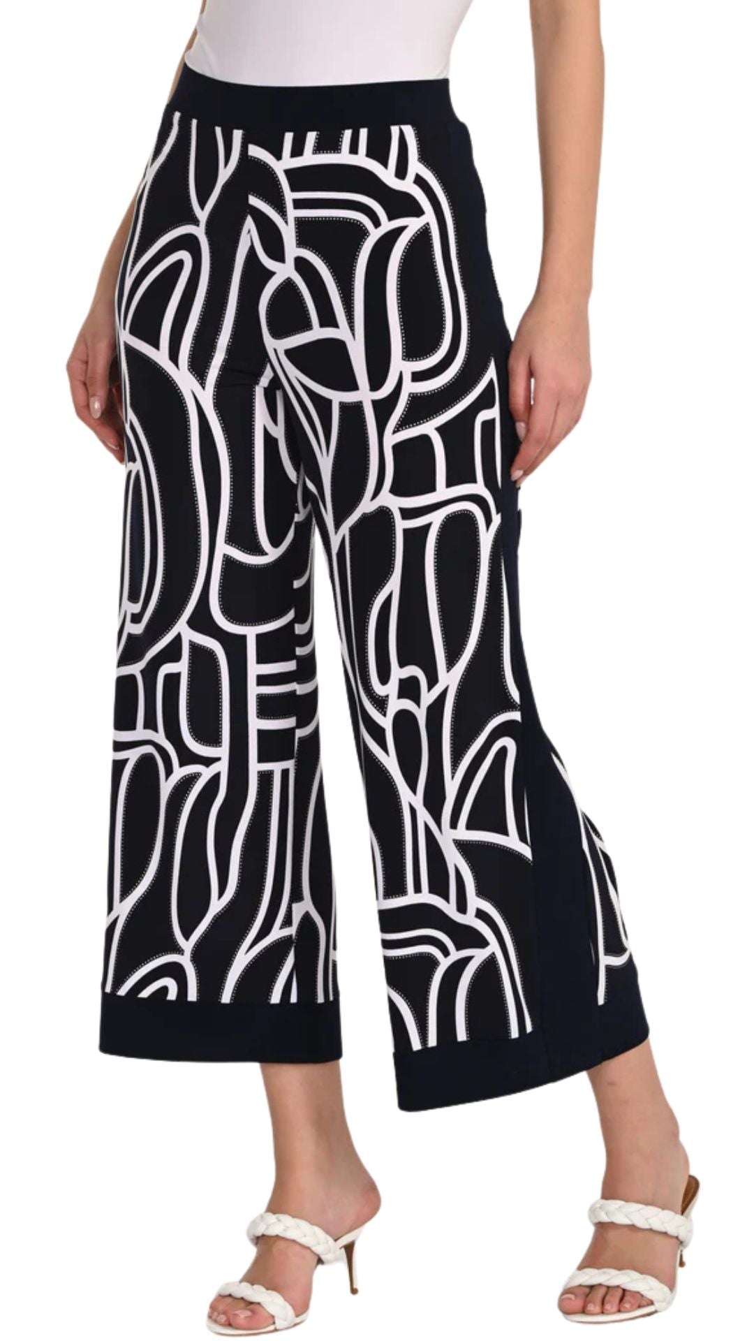 Pull-On Abstract Print Cropped Flared Pants. Style FL266115