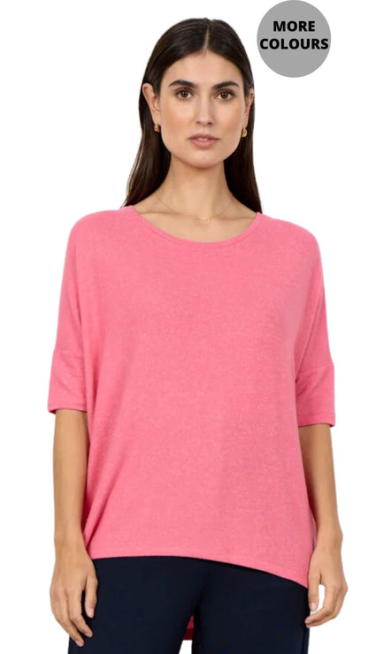 Short Sleeve Round Neck Drop Shoulder Top. Style SOYA26244