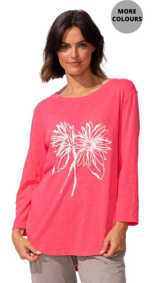 3/4 Sleeve High Low Daisies Print Top. Style ESC52704