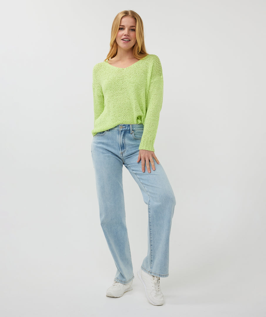 Relaxed Knit V-Neck Sweater. Style ESQSP2502023