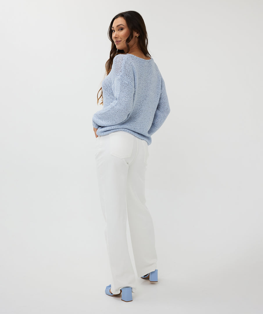 Relaxed Knit V-Neck Sweater. Style ESQSP2502023