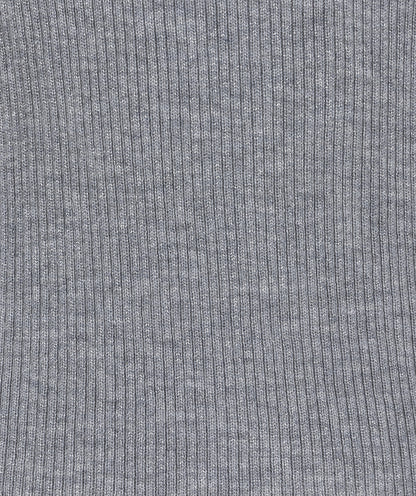 Sleeveless Silver Ribbed Fabric Top. Style ESQ27504