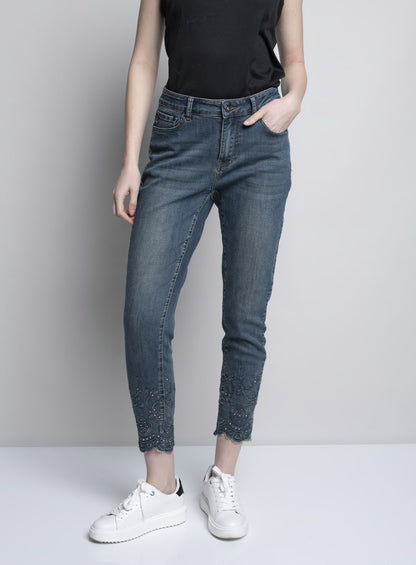 Embellished Ankle Length Jeans. Style PYL6043