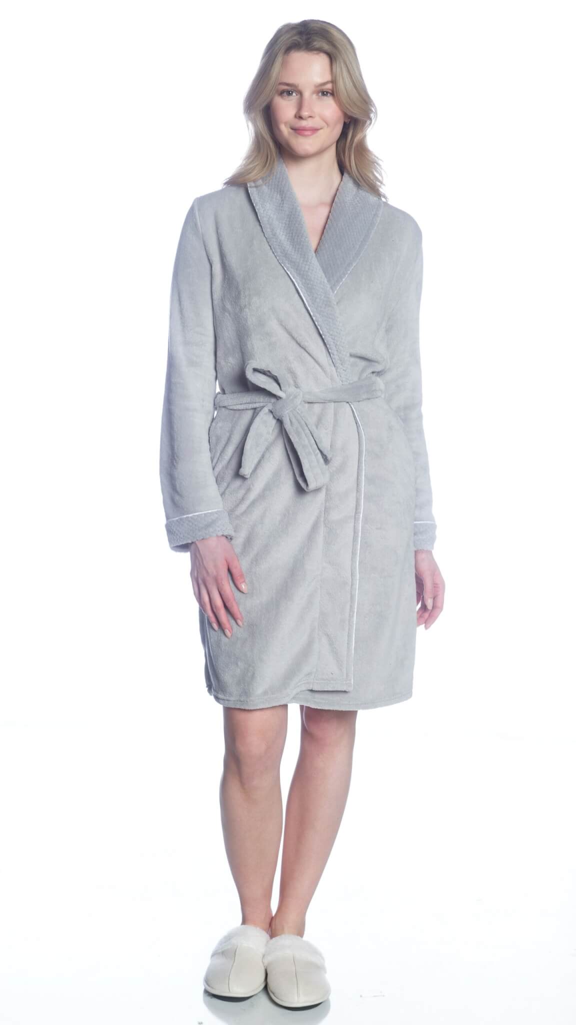 Fuzzy Belted & Pockets Robe. Style COTLS1440