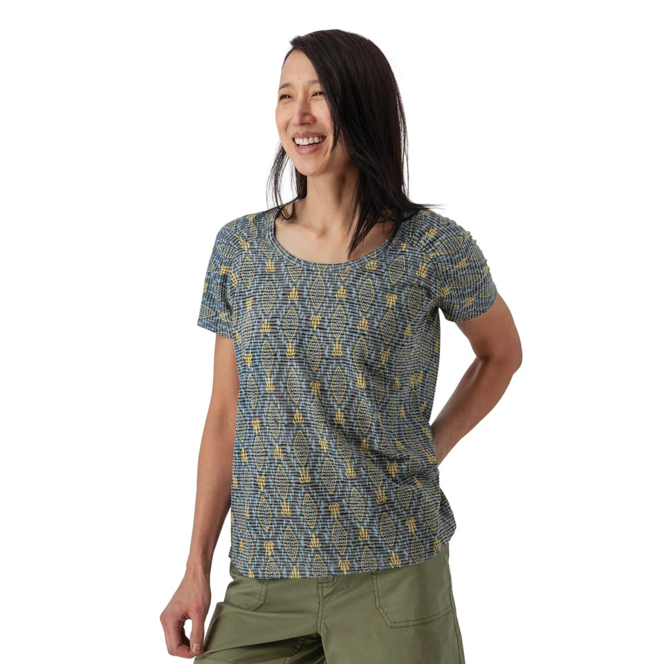 Farley Round Neck Cap Sleeve Top. Style AVM14591DR