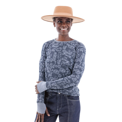 Waffle Knit Long Sleeve Floral Print Top. Style AVM21057AT